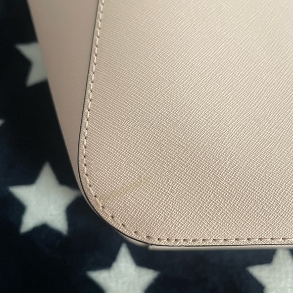 Michael Kors Jet Set Tote and Wallet - Picture 5 of 14